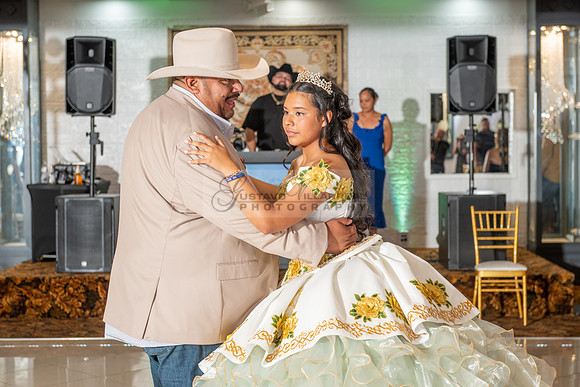 Arianna Tejada quinceanera celebration, photography, videography at Our lady of Guadalupe in El Monte Ca, Fiesta Mexican banquet Hall Montclair Ca, Gustavo Villarreal photo and video, 323-633-8283, ww