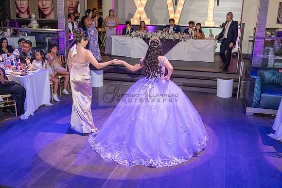 Leah Torres quinceanera celebration, reception, photography, videography, reception, Quiet Cannon Banquet Hall in the city of Montebello Ca, Gustavo Villarreal photographer, 323-633-8283, www.gvphotoa