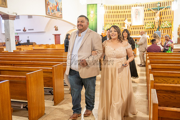Arianna Tejada quinceanera celebration, photography, videography at Our lady of Guadalupe in El Monte Ca, Fiesta Mexican banquet Hall Montclair Ca, Gustavo Villarreal photo and video, 323-633-8283, ww