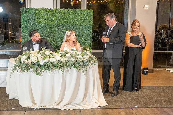 Alberto y Lourdes wedding celebration, photographer, videographer at Rio Hondo country Club in Downey Ca. Gustavo Villarreal photography, 323-633-8283, www.gvphotoandvideo.com