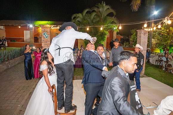 Lalo and Indira wedding, boda en Puga Nayarit Mexico, Gustavo Villarreal Photography, 323-633-8283, www.gustavovillarreal.com