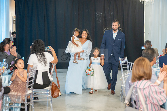 Juan and Kenia wedding celebration, reception at The White House banquet Hall in Anaheim Ca, photography and videography by Gustavo Villarreal Photographer, 323-633-8283, www.gvphotoandvideo.com