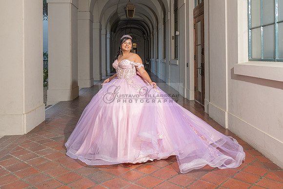 Camila Pacheco quinceanera, sweet 16, photo session in Pasadena City Hall in Pasadena California, photography and videography by Gustavo Villarreal photographer, 323-633-8283, www.gvphotoandvideo.com