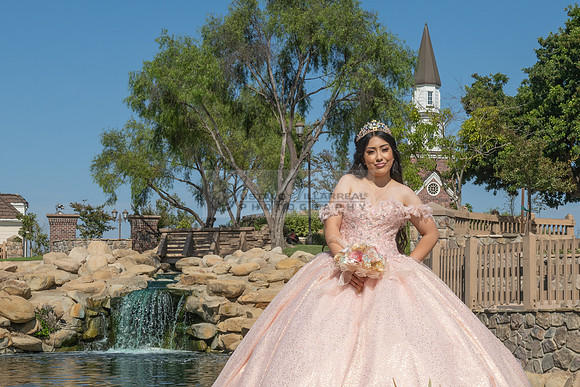 Grace Navarrete quinceanera photography, videography session at Heritage Park in Cerritos Ca, Gustavo Villarreal Photography, 323-633-8283, www.gvphotoandvideo.com