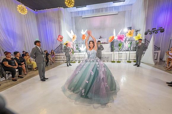 LINK #2-Janelle Ornelas, Sweet Sixteen, quinceanera, celebration at El Palacio Hall in south El Monte Ca, Gustavo Villarreal Photography, 323-633-8283, www.gvphotoandvideo.com