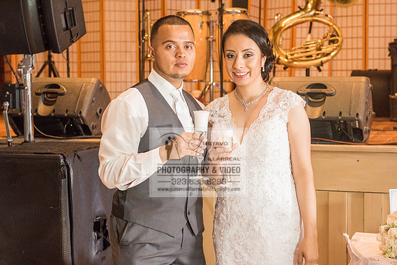 EVELIA Y JUAN weddings photography and video at St Joseph Catholic church in Hawthorne Ca, Reception venues at Temple of Emanuel of beberly hills Ca,  www.gustavovillarreal.com, 323-633-8283
