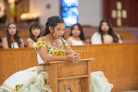 Arianna Tejada quinceanera celebration, photography, videography at Our lady of Guadalupe in El Monte Ca, Fiesta Mexican banquet Hall Montclair Ca, Gustavo Villarreal photo and video, 323-633-8283, ww