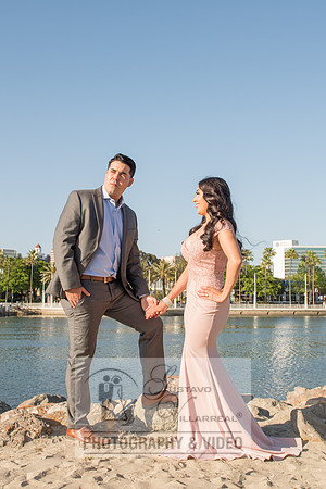 Alejandro and Monique engagement photos at Long beach Harbor Lighthouse, 323-633-8283, www.gustavovillarreal.com