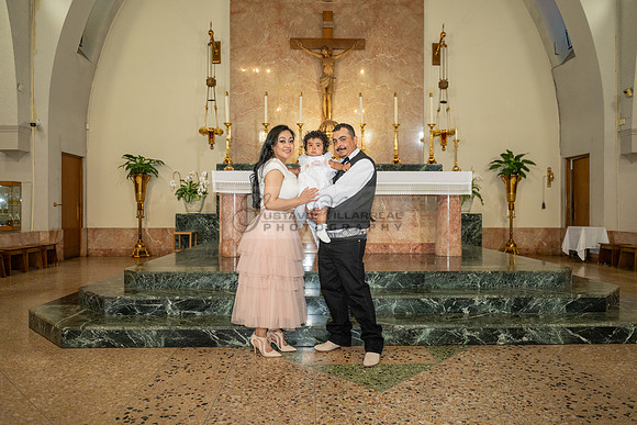 Nazareth Bautizo fotografias y videos en Whittier Ca, reception at Grand premier Banquet hall in Gardena Ca. Gustavo Villarreal photographer 323-633-8283, www.gvphotoandvideo.com