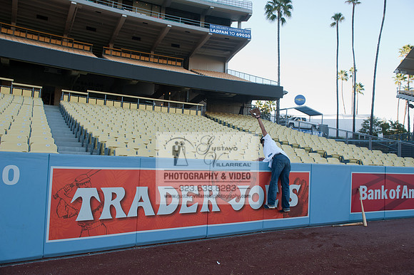 enagement pictures at Los Angeles Dodgers Stadium, www.gustavovillarrealphotography.com, 323-633-8283