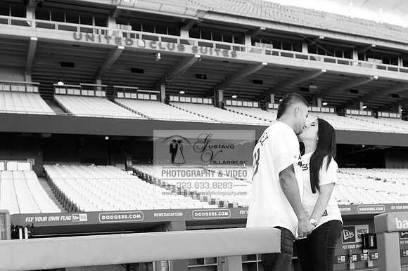enagement pictures at Los Angeles Dodgers Stadium, www.gustavovillarrealphotography.com, 323-633-8283