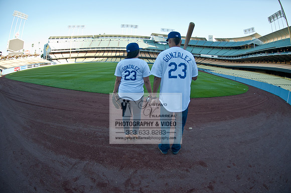enagement pictures at Los Angeles Dodgers Stadium, www.gustavovillarrealphotography.com, 323-633-8283