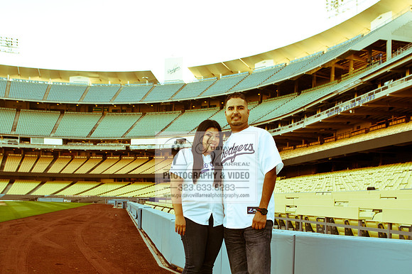 enagement pictures at Los Angeles Dodgers Stadium, www.gustavovillarrealphotography.com, 323-633-8283