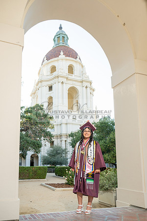 Alexis DiPrima, graduation photoshoot at Rosemead High School in Rosemead Ca, by Gustavo Villarreal Photography, 323-633-8283, www.gustavovillarreal.com