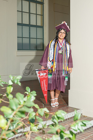 Alexis DiPrima, graduation photoshoot at Rosemead High School in Rosemead Ca, by Gustavo Villarreal Photography, 323-633-8283, www.gustavovillarreal.com