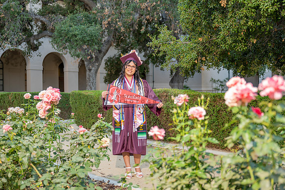 Alexis DiPrima, graduation photoshoot at Rosemead High School in Rosemead Ca, by Gustavo Villarreal Photography, 323-633-8283, www.gustavovillarreal.com