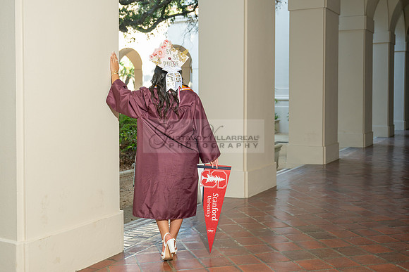 Alexis DiPrima, graduation photoshoot at Rosemead High School in Rosemead Ca, by Gustavo Villarreal Photography, 323-633-8283, www.gustavovillarreal.com