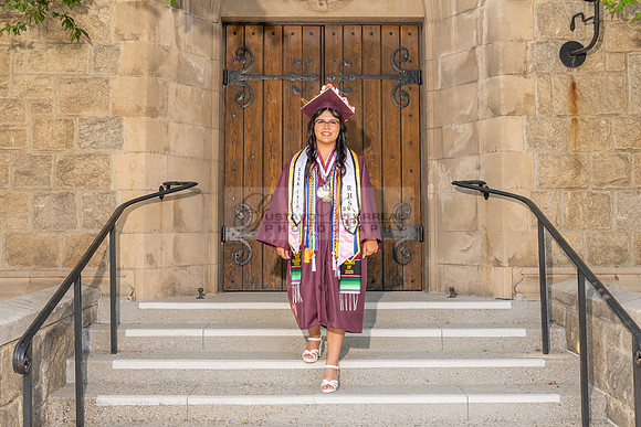 Alexis DiPrima, graduation photoshoot at Rosemead High School in Rosemead Ca, by Gustavo Villarreal Photography, 323-633-8283, www.gustavovillarreal.com