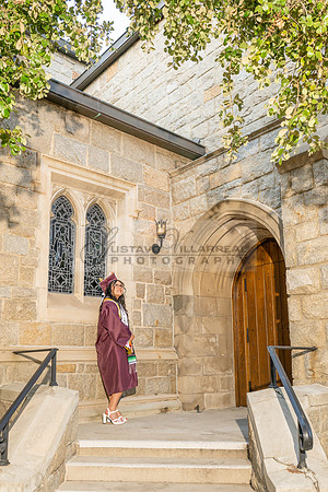 Alexis DiPrima, graduation photoshoot at Rosemead High School in Rosemead Ca, by Gustavo Villarreal Photography, 323-633-8283, www.gustavovillarreal.com