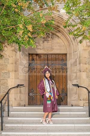 Alexis DiPrima, graduation photoshoot at Rosemead High School in Rosemead Ca, by Gustavo Villarreal Photography, 323-633-8283, www.gustavovillarreal.com