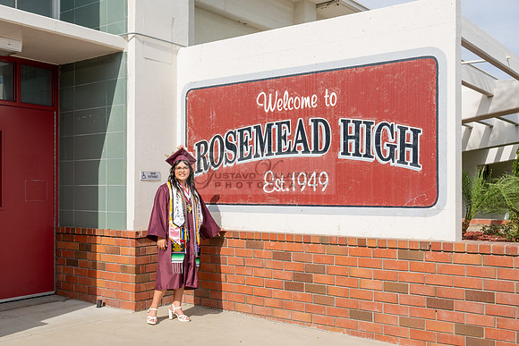 Alexis DiPrima, graduation photoshoot at Rosemead High School in Rosemead Ca, by Gustavo Villarreal Photography, 323-633-8283, www.gustavovillarreal.com