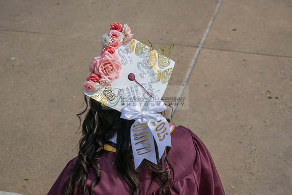 Alexis DiPrima, graduation photoshoot at Rosemead High School in Rosemead Ca, by Gustavo Villarreal Photography, 323-633-8283, www.gustavovillarreal.com