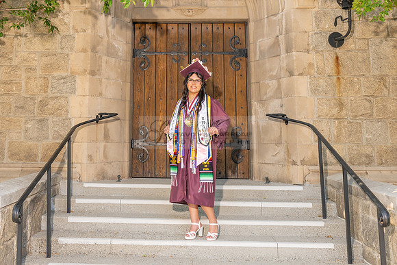 Alexis DiPrima, graduation photoshoot at Rosemead High School in Rosemead Ca, by Gustavo Villarreal Photography, 323-633-8283, www.gustavovillarreal.com