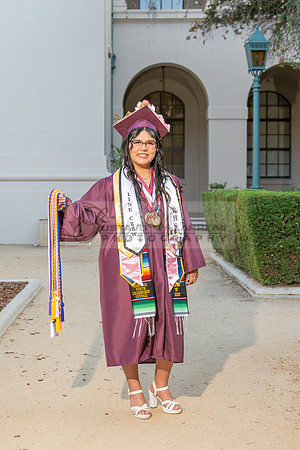 Alexis DiPrima, graduation photoshoot at Rosemead High School in Rosemead Ca, by Gustavo Villarreal Photography, 323-633-8283, www.gustavovillarreal.com