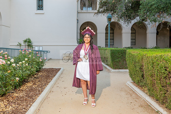 Alexis DiPrima, graduation photoshoot at Rosemead High School in Rosemead Ca, by Gustavo Villarreal Photography, 323-633-8283, www.gustavovillarreal.com