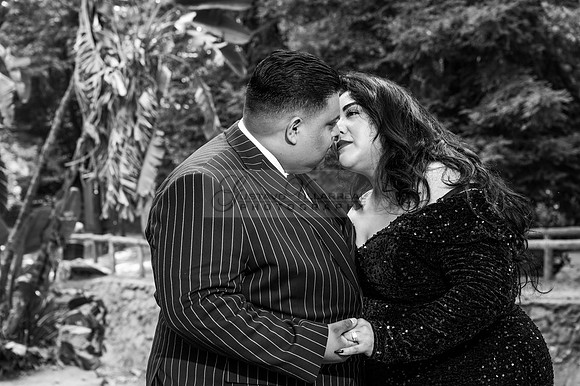 Leonardo y Samantha engagement photos at Griffith Park, Los Angeles Ca, photos by Gustavo Villarreal Photography, 323-633-8283, www.gustavovillarreal.com