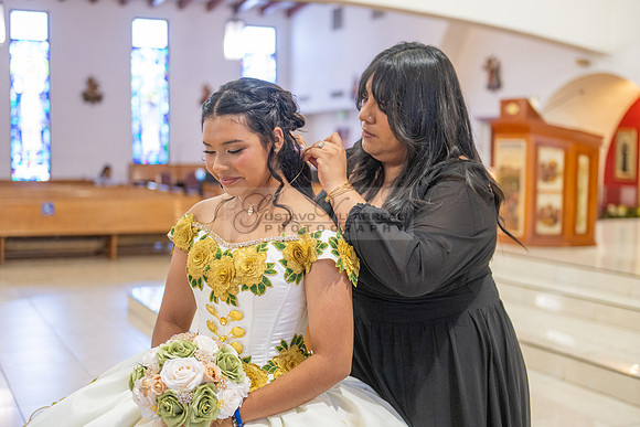 Arianna Tejada quinceanera celebration, photography, videography at Our lady of Guadalupe in El Monte Ca, Fiesta Mexican banquet Hall Montclair Ca, Gustavo Villarreal photo and video, 323-633-8283, ww
