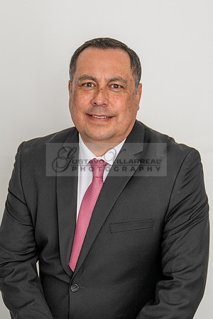 Jose Mireles Business Headshots, corporate, realtor, in Whittier California, Gustavo Villarreal photography, 323-633-8283