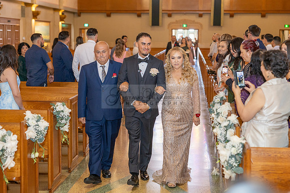 Bryan and Jocelyn wedding ceremony at St Joseph Catholic church in Hawthorne Ca, reception at Lupitas Banquet Hall in Los Angeles Ca. Gustavo Villarreal photography, videographer, 323-633-8283, www.gu
