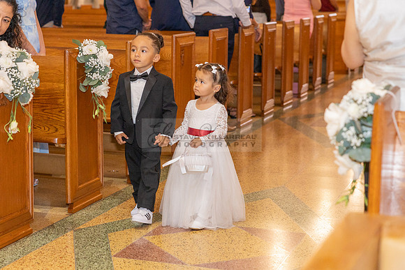 Bryan and Jocelyn wedding ceremony at St Joseph Catholic church in Hawthorne Ca, reception at Lupitas Banquet Hall in Los Angeles Ca. Gustavo Villarreal photography, videographer, 323-633-8283, www.gu