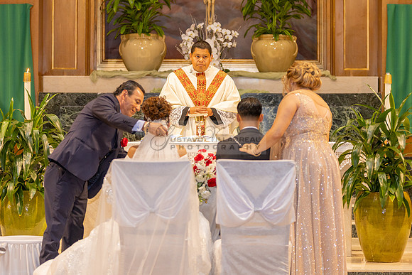 Bryan and Jocelyn wedding ceremony at St Joseph Catholic church in Hawthorne Ca, reception at Lupitas Banquet Hall in Los Angeles Ca. Gustavo Villarreal photography, videographer, 323-633-8283, www.gu