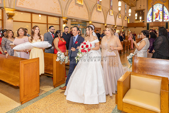 Bryan and Jocelyn wedding ceremony at St Joseph Catholic church in Hawthorne Ca, reception at Lupitas Banquet Hall in Los Angeles Ca. Gustavo Villarreal photography, videographer, 323-633-8283, www.gu