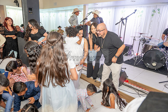 Nazareth Bautizo fotografias y videos en Whittier Ca, reception at Grand premier Banquet hall in Gardena Ca. Gustavo Villarreal photographer 323-633-8283, www.gvphotoandvideo.com