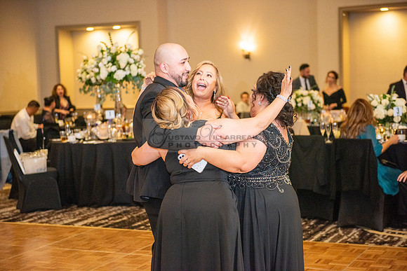 LINK 1 - K & H wedding ceremony at St Hilary Parish Catholic Church, Reception at Double Tree Hotel in Norwalk Ca, wedding photos at Penn Park in Whittier Ca by Gustavo Villarreal Photography, 32