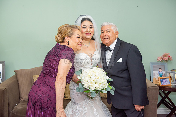 LINK 1 - K & H wedding ceremony at St Hilary Parish Catholic Church, Reception at Double Tree Hotel in Norwalk Ca, wedding photos at Penn Park in Whittier Ca by Gustavo Villarreal Photography, 32