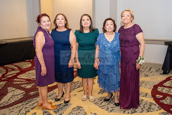 LINK 1 - K & H wedding ceremony at St Hilary Parish Catholic Church, Reception at Double Tree Hotel in Norwalk Ca, wedding photos at Penn Park in Whittier Ca by Gustavo Villarreal Photography, 32