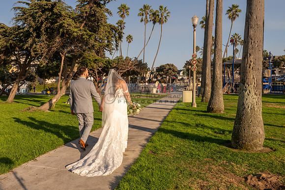 LINK-#1-Stephanie and Albert wedding photography, celebration at Sonesta Redondo Beach and Marina in Redondo Beach Ca, photographer, videographer, Gustavo Villarreal, 323-633-8283, www.gvphotoandvideo