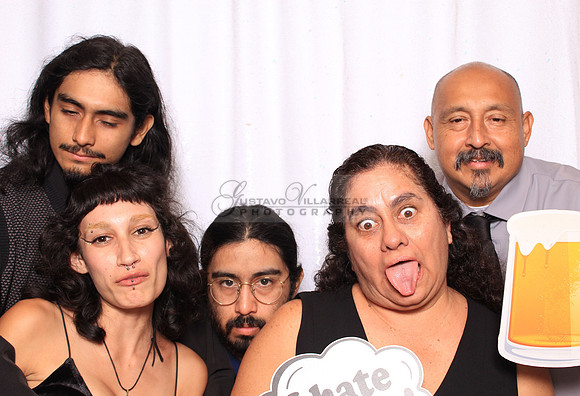 Stephanie and Albert wedding celebration, photo booth in Redondo Beach Ca, Gustavo Villarreal Photography, 323-633-8283, www.gvphotoandvideo.com