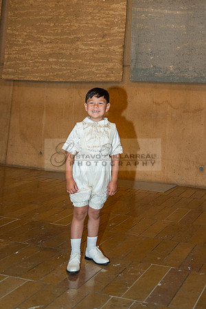 Baptism photographer, videographer at Cathedral of our Lady of Angeles in Los Angeles Ca. Gustavo Villarreal Photography, 323-633-8283, www.gvphotoandvideo.com