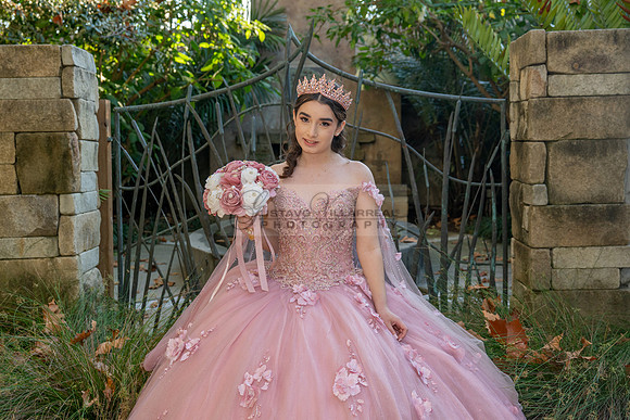 Clarissa Quezada quinceanera photo session at Los Angeles County Arboretum & Botanic Garden in Arcadia Ca. Photos, video by Gustavo Villarreal Photography, 323-633-8283, www.gvphotoandvideo.com