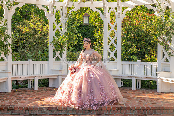 Clarissa Quezada quinceanera photo session at Los Angeles County Arboretum & Botanic Garden in Arcadia Ca. Photos, video by Gustavo Villarreal Photography, 323-633-8283, www.gvphotoandvideo.com