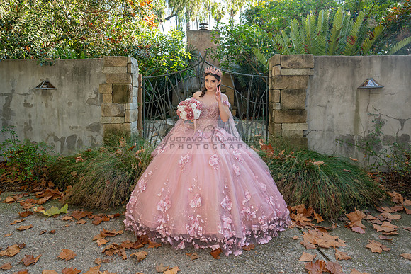 Clarissa Quezada quinceanera photo session at Los Angeles County Arboretum & Botanic Garden in Arcadia Ca. Photos, video by Gustavo Villarreal Photography, 323-633-8283, www.gvphotoandvideo.com