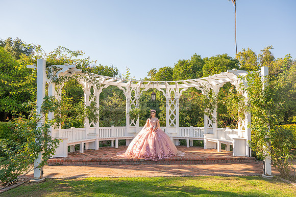 Clarissa Quezada quinceanera photo session at Los Angeles County Arboretum & Botanic Garden in Arcadia Ca. Photos, video by Gustavo Villarreal Photography, 323-633-8283, www.gvphotoandvideo.com