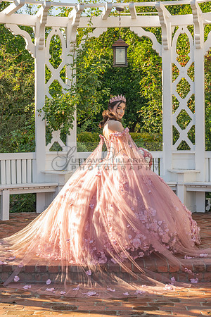 Clarissa Quezada quinceanera photo session at Los Angeles County Arboretum & Botanic Garden in Arcadia Ca. Photos, video by Gustavo Villarreal Photography, 323-633-8283, www.gvphotoandvideo.com