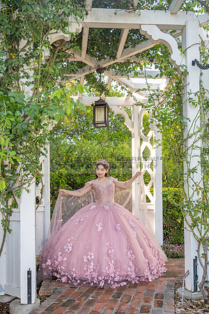Clarissa Quezada quinceanera photo session at Los Angeles County Arboretum & Botanic Garden in Arcadia Ca. Photos, video by Gustavo Villarreal Photography, 323-633-8283, www.gvphotoandvideo.com
