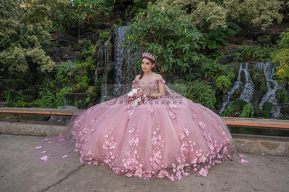 Clarissa Quezada quinceanera photo session at Los Angeles County Arboretum & Botanic Garden in Arcadia Ca. Photos, video by Gustavo Villarreal Photography, 323-633-8283, www.gvphotoandvideo.com